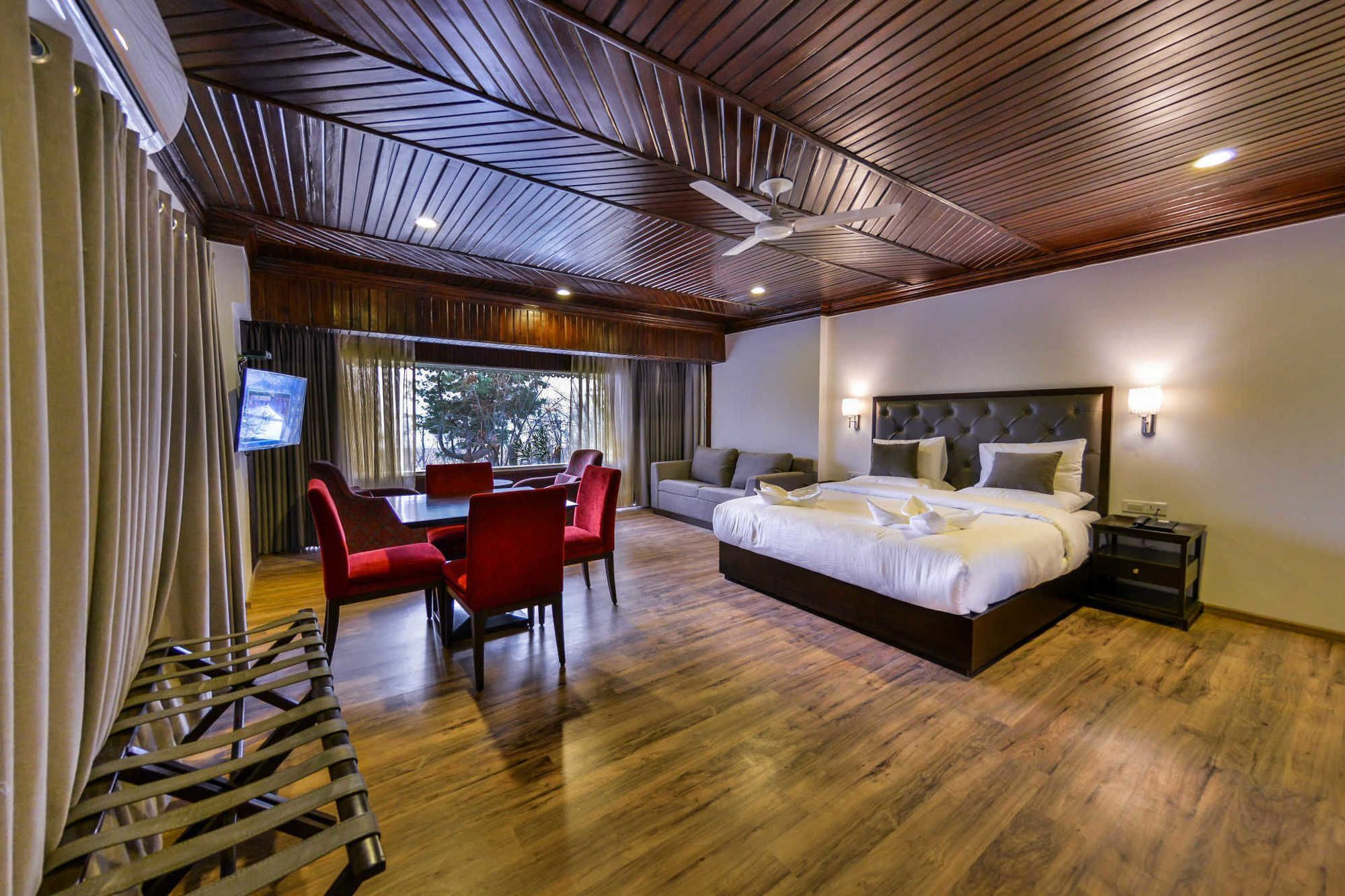Hotel Metropolis Srinagar  Exterior photo